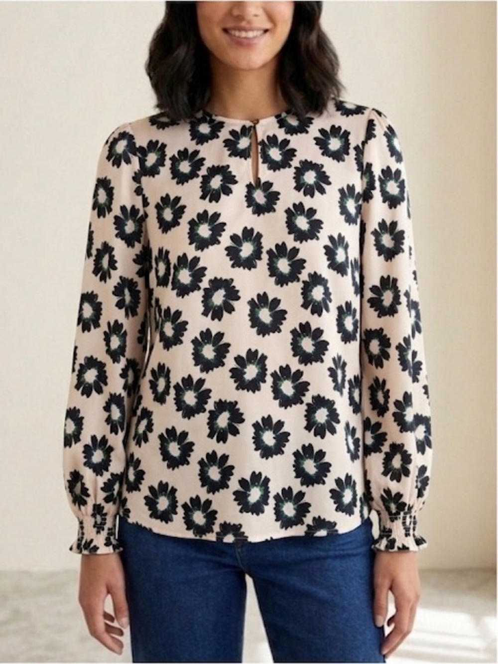 Ted Baker Keyhole Blouse Long Sleeve Cream Black Size Medium
